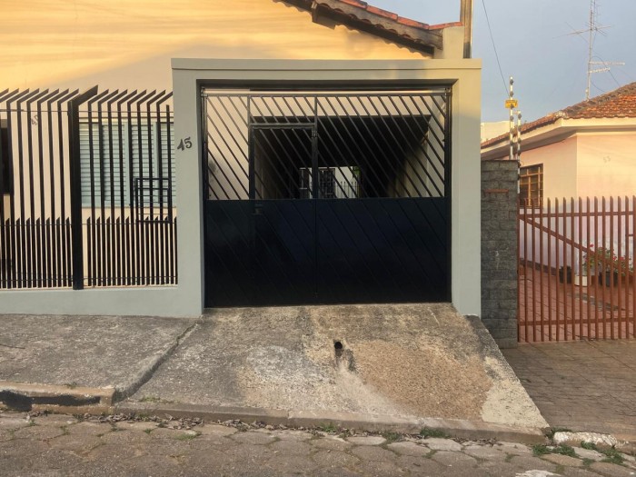 Rua João da Silva Prestes, n.º 45 - Centro