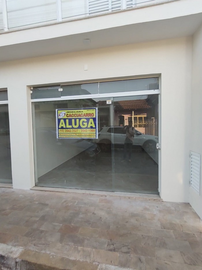 Rua 13 de Maio, n.º 299 - Loja 4