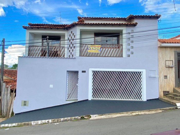 Rua Capitão Firmino Gonçalves, n.º 134