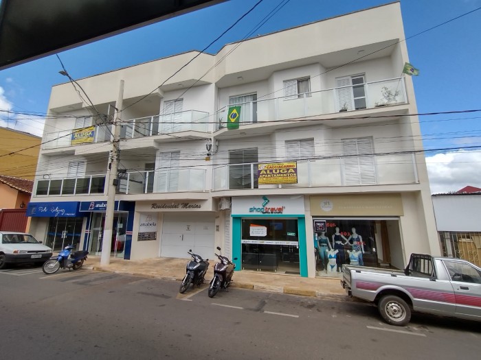 Rua 13 de Maio, n.º 299 - Centro.